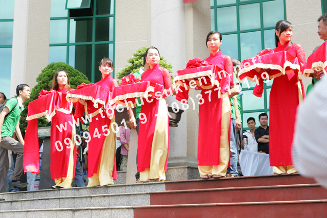 Tổ chức triển lãm Bonsai Việt Nam