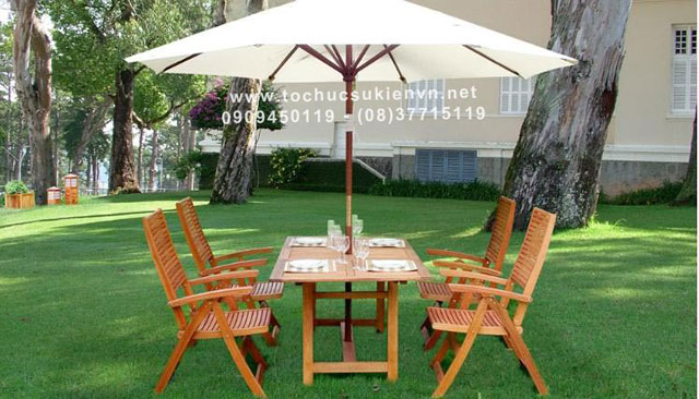 Các mẫu dù che ngoài trời thông dụng cho quán café Các mẫu dù che ngoài trời thông dụng cho quán café