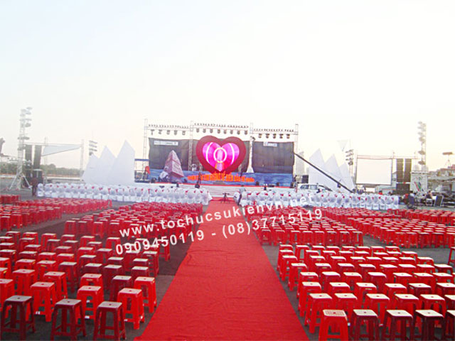 Kinh nghiệm thuê bàn ghế tổ chức sự kiện