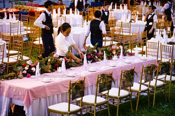 Cho thuê ghế tiffany giá rẻ