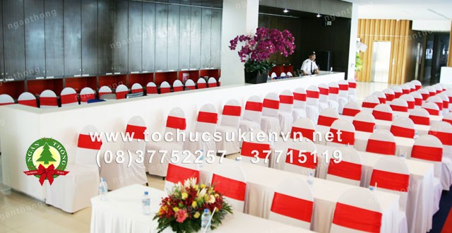 Cho thuê bàn ghế họp báo, hội nghị 4