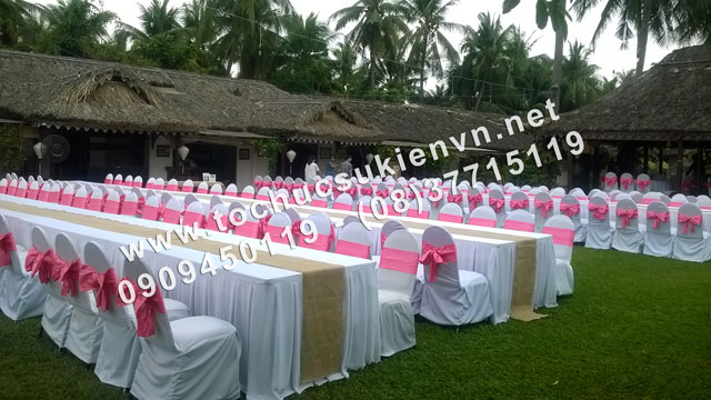 Cho thuê bàn dài chữ nhật hội nghị 19