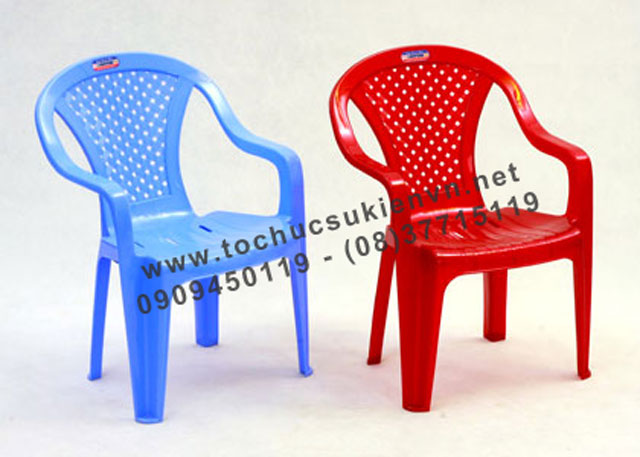 Cho thuê bàn ghế nhựa 3
