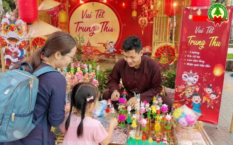 Ý tưởng tổ chức sự kiện Trung thu cho thiếu nhi vào ngày hội vui chơi với không gian hội chợ và trải nghiệm làng nghề
