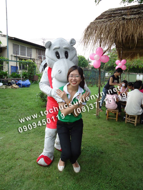 Thiết kế và sản xuất mascot 2