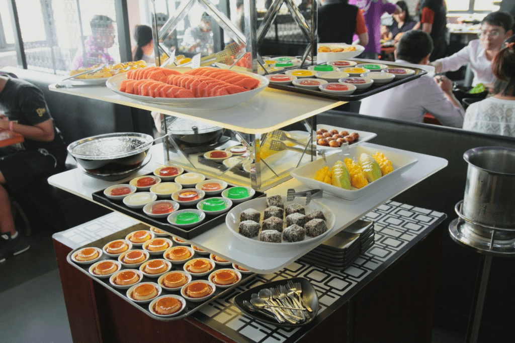 thuê bàn buffet