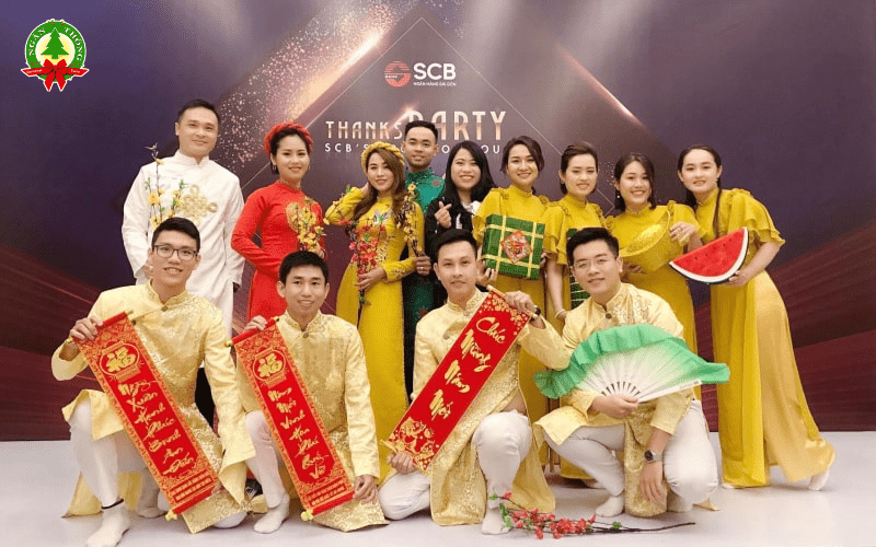 Cho thuê trang phục biểu diễn đa dạng màu sắc và kiểu cách