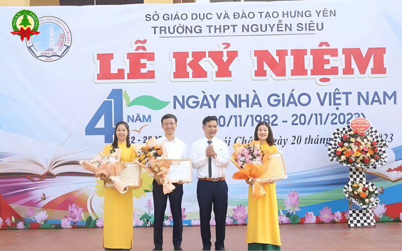 Kịch bản MC 20/11 chuyên nghiệp: Mẫu dẫn hay - dễ áp dụng ngay