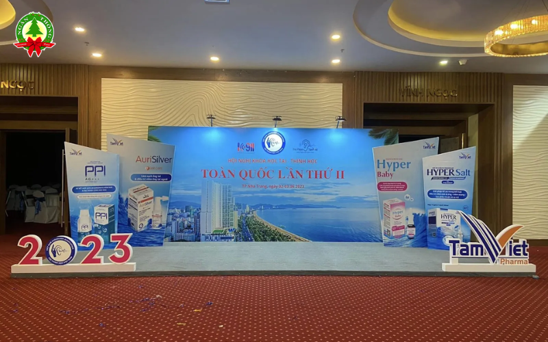 Kích thước backdrop sự kiện hội nghị, hội thảo