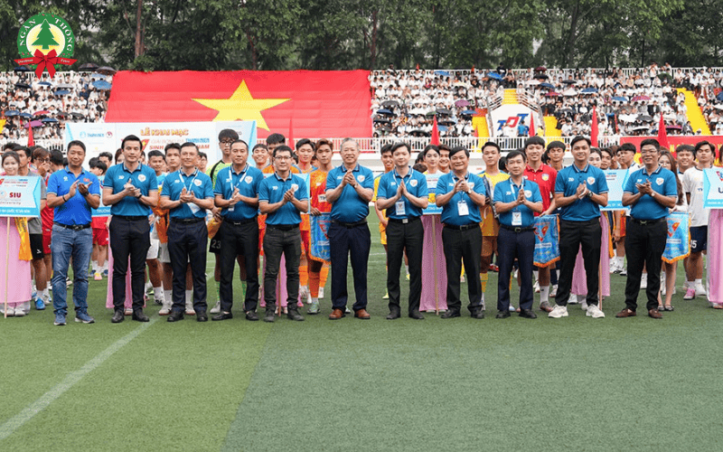 Một số lưu ý khi viết diễn văn khai mạc giải bóng đá