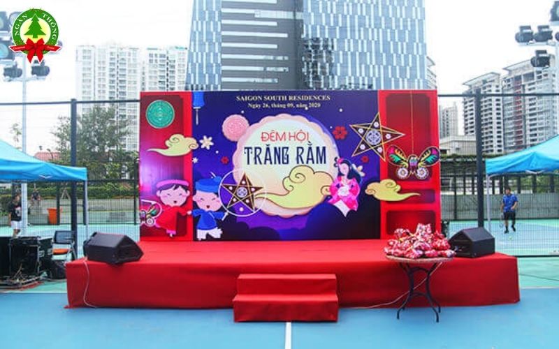 Lên bố cục tổng thể cho khu vực sân khấu