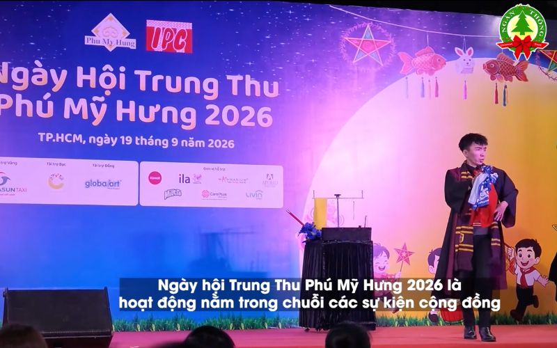 Thi công sân khấu, bàn ghế và các hạng mục hậu cần