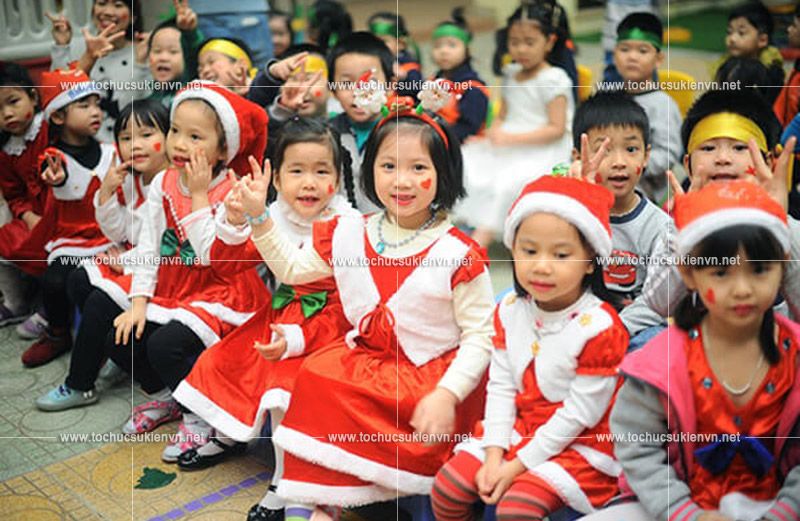 kinh nghiệm tổ chức noel cho thiếu nhi