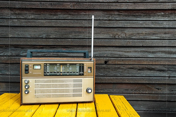 Quảng cáo trên radio truyền thông sự kiện