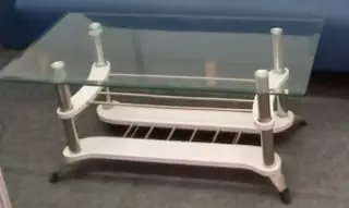 Bàn sofa mặt kính