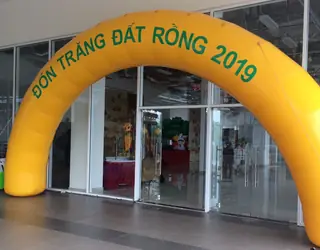 Phí dán decal (tùy theo nội dung yêu cầu)