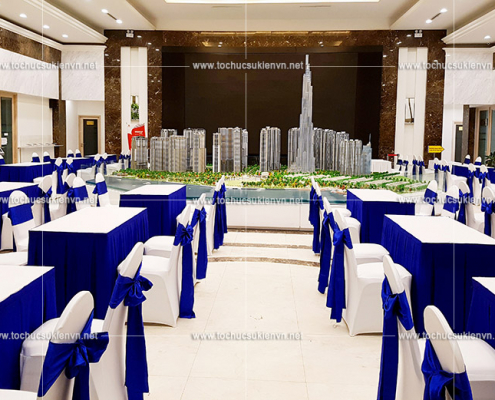 Tổ chức sự kiện