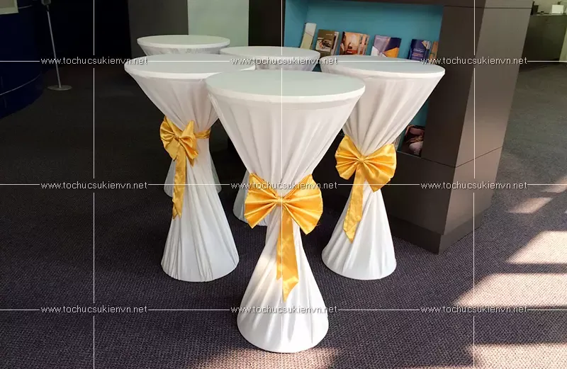 Công ty Sự Kiện Ngàn Thông cung cấp đa dạng các mẫu ghế với giá thành cạnh tranh