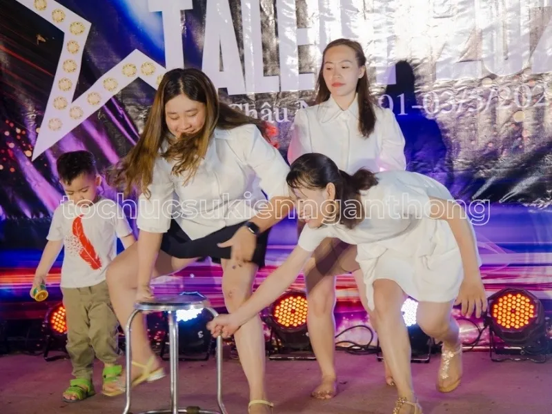 các trò chơi sân khấu vui nhộn