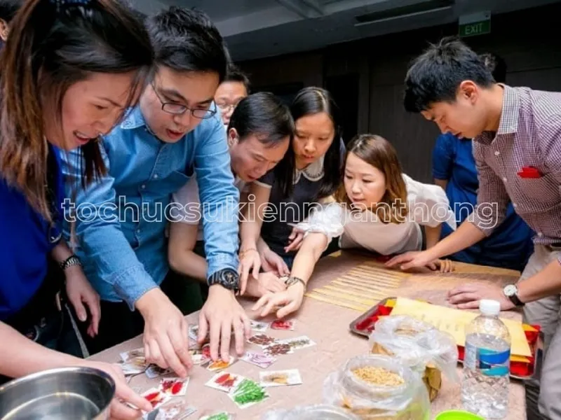 trò chơi trên sân khấu