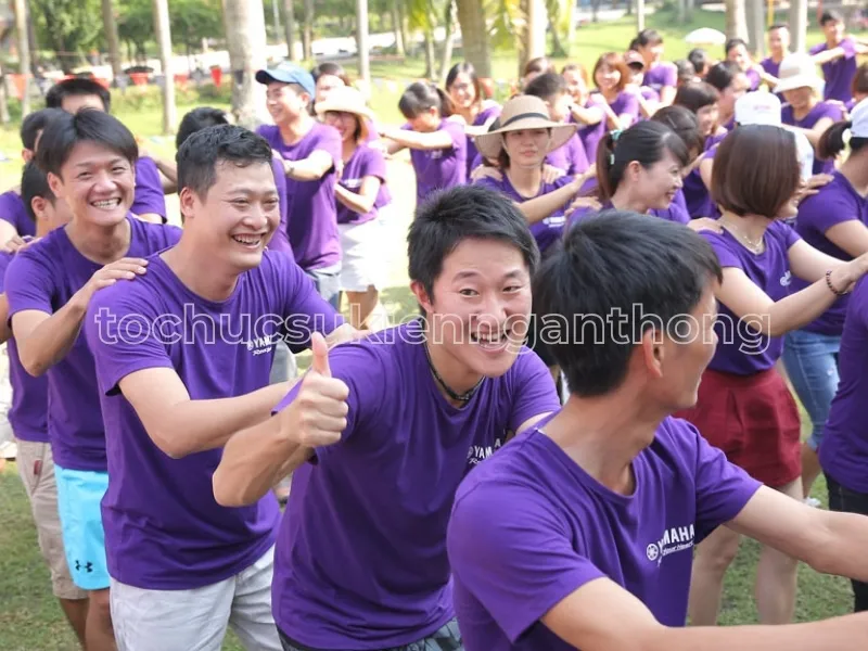 trò chơi trên sân khấu