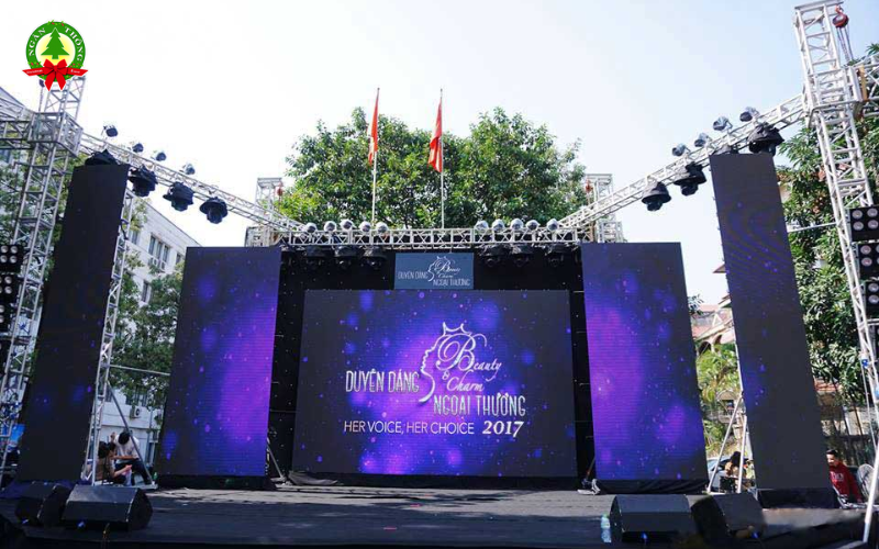Khung sân khấu ngoài trời kết hợp màn LED full backdrop  