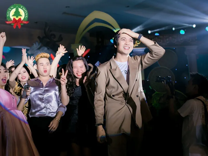 thư mời tất niên hài hước