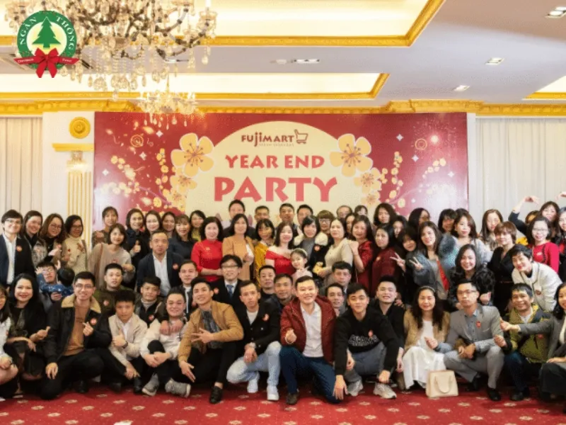year end party mặc gì