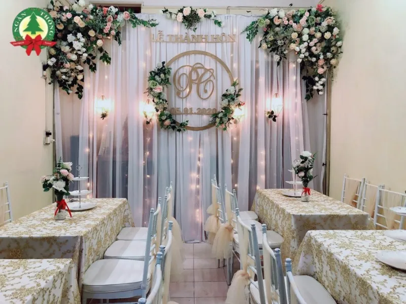 cho thuê bàn ghế cưới hỏi