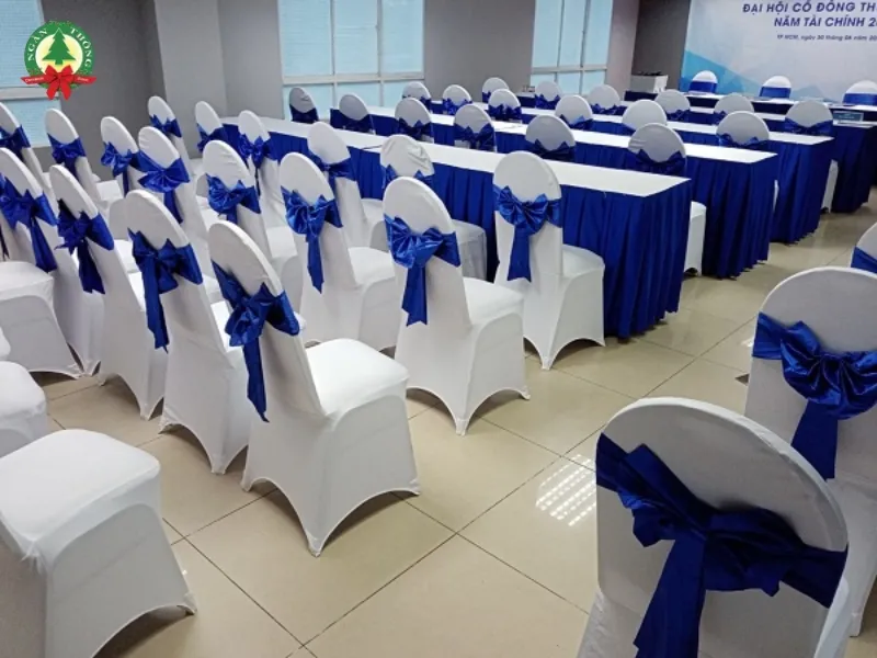 thuê bàn ghế sự kiện