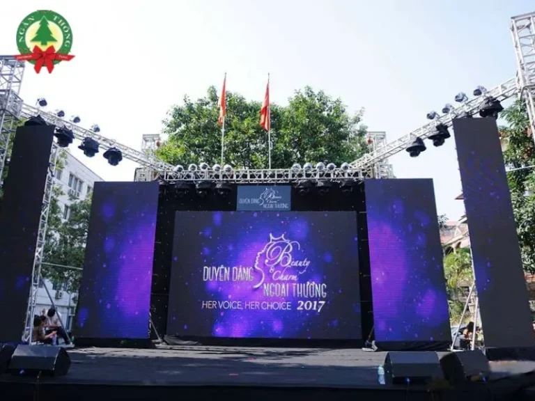 kích thước sân khấu ngoài trời