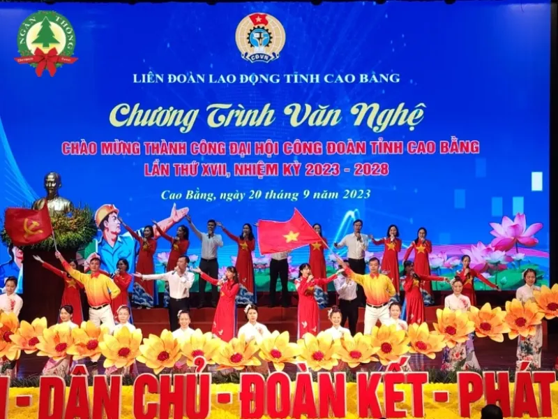 lời dẫn chương trình văn nghệ chào mừng đại hội