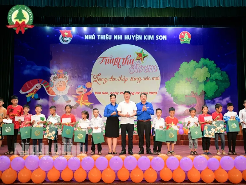 tổ chức chương trình trung thu