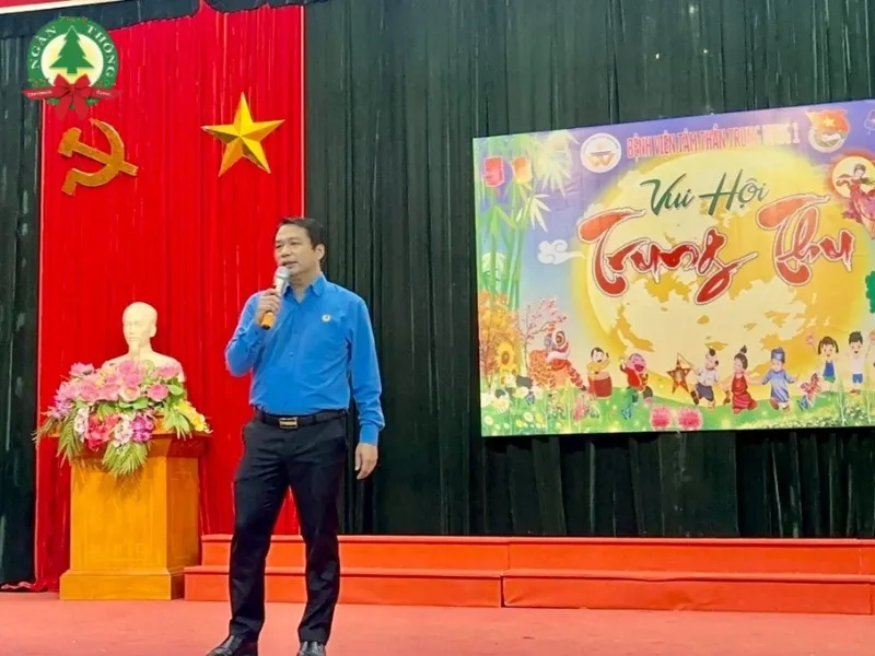 tổ chức trung thu cho con em cán bộ