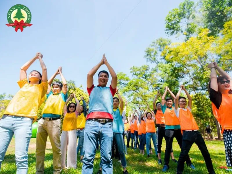 trò chơi hoạt náo ngoài trời