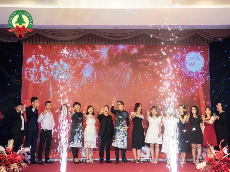kịch bản chương trình year end party